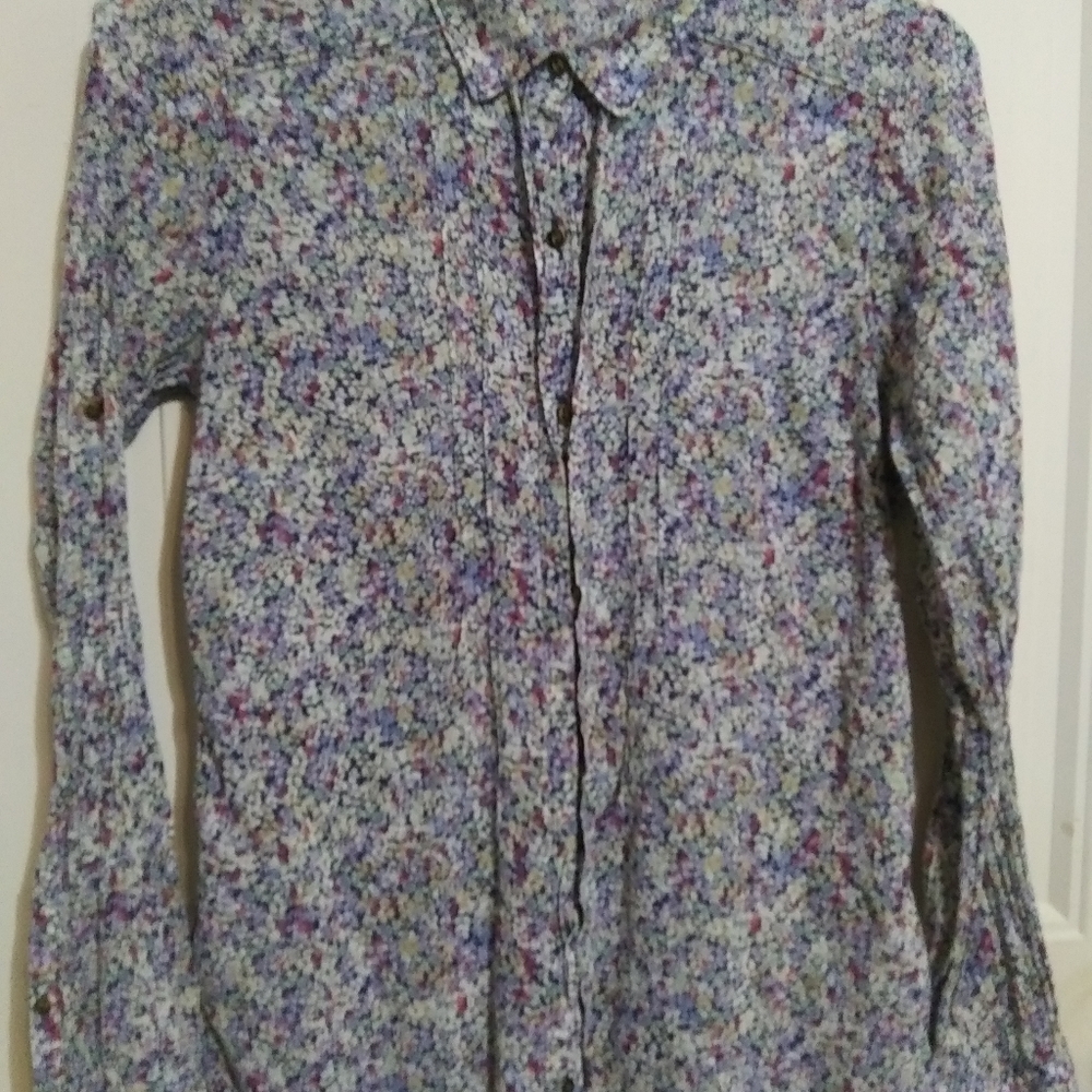 Eddie Bauer top size Medium